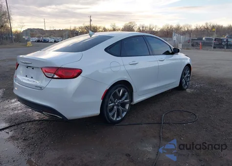 2015 Chrysler 200 S из США, поврежденный, VIN 1C3CCCDG0FN693925